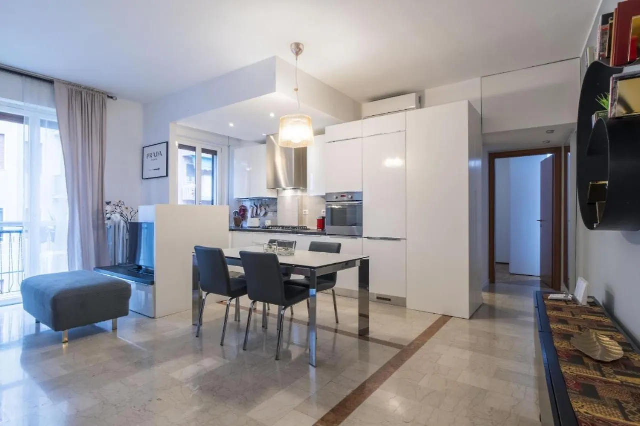 Easylife - Elegante E Chic Dimora Con Balcone Lägenhet Milano
