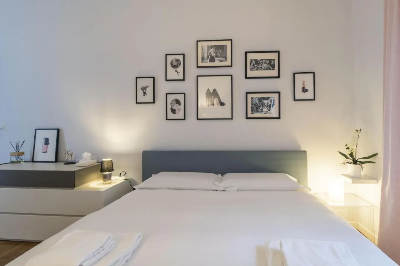 Easylife - Elegante E Chic Dimora Con Balcone Lägenhet Milano
